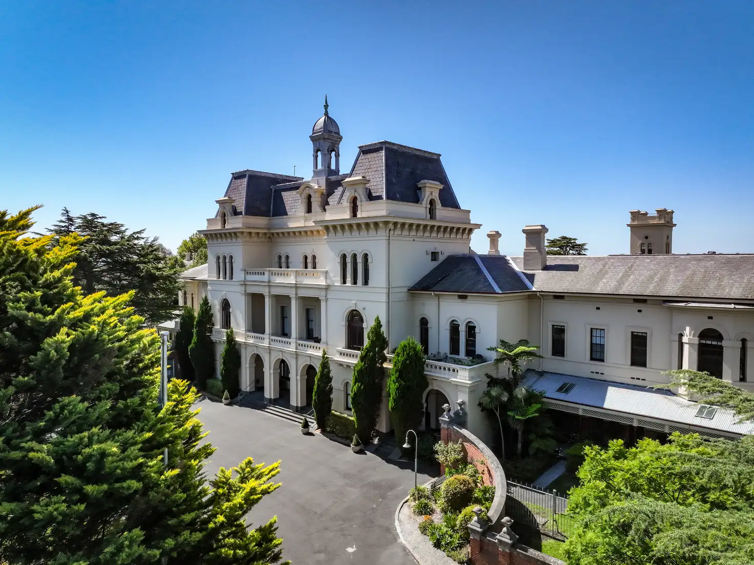Main view of Homely house listing, 4 Wiltshire Drive, Kew VIC 3101