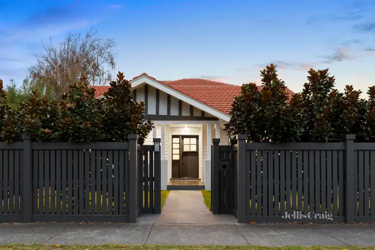 61 Ludstone Street, Hampton VIC 3188