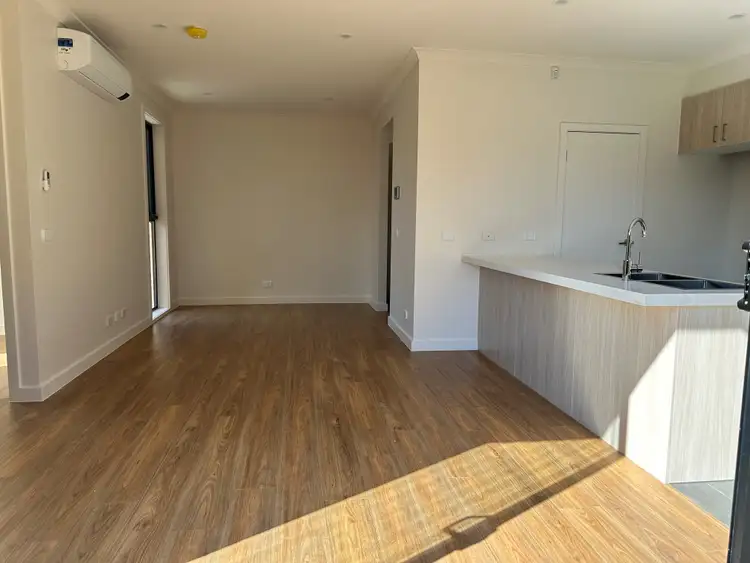 Fifth view of Homely townhouse listing, 4/62 White Street, Mordialloc VIC 3195