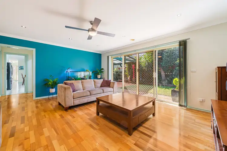 Second view of Homely house listing, 6 Buckhurst Way, Hoppers Crossing VIC 3029