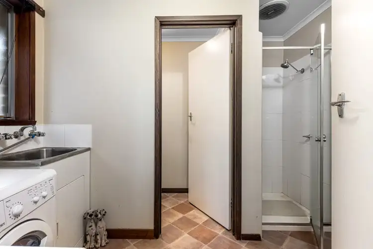 Sixth view of Homely unit listing, 2/16 Aquila Court, Ballarat North VIC 3350