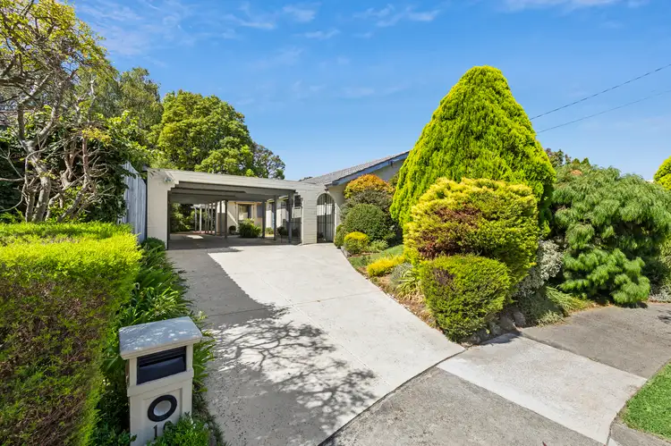 10 Jousting Place, Glen Waverley VIC 3150