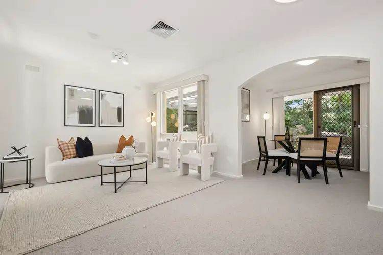 Fourth view of Homely house listing, 10 Jousting Place, Glen Waverley VIC 3150