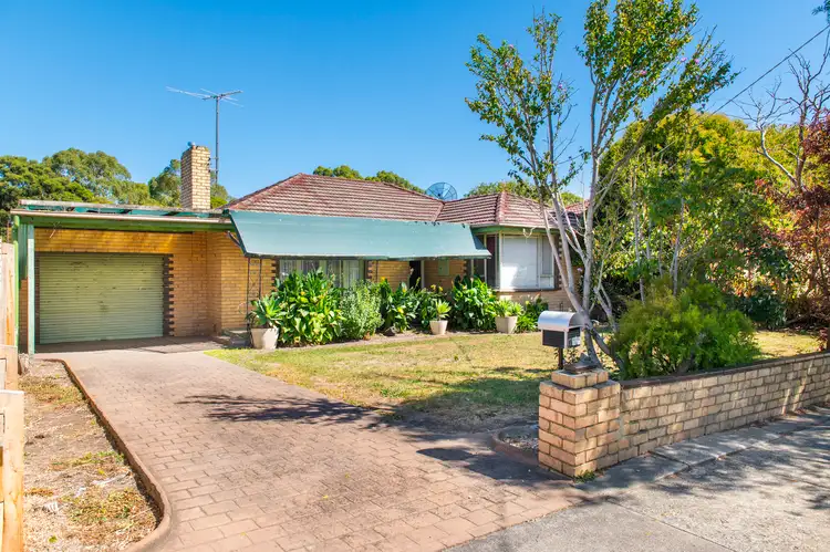 17 Glenwood Avenue, Glen Waverley VIC 3150