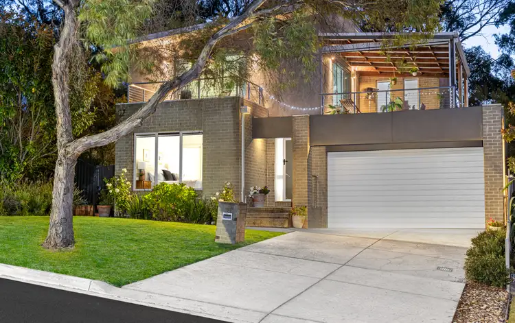 6 Merrick Avenue, Nerrina VIC 3350