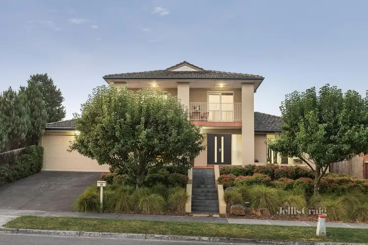 19 Yaralla Crescent, St Helena VIC 3088