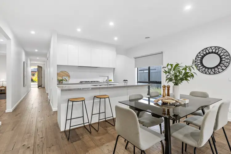 Fifth view of Homely house listing, 10 Caligari Way, Alfredton VIC 3350