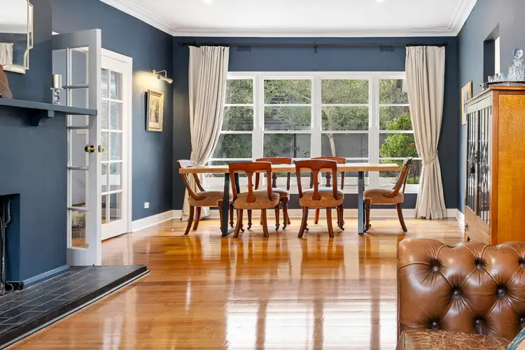 Fifth view of Homely house listing, 10 Rendlesham Avenue, Mount Eliza VIC 3930