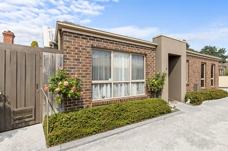 2/94 Beverin Street, Sebastopol VIC 3356
