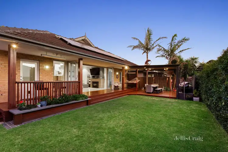 33 Bundora Parade, Mentone VIC 3194