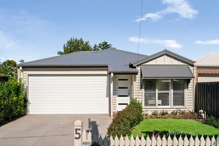 5 Melrose Street, Newport VIC 3015