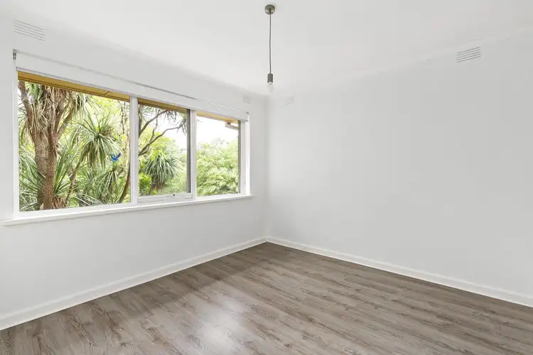 Third view of Homely apartment listing, 4/7 Ripon Grove, Elsternwick VIC 3185