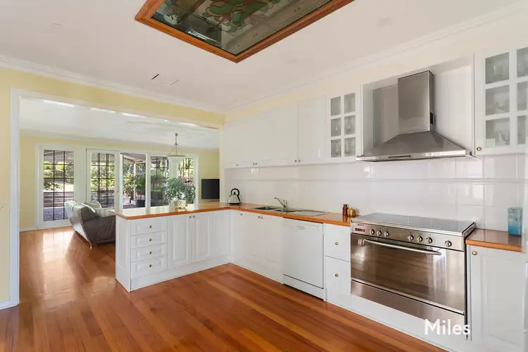 Fifth view of Homely house listing, 35 Kambea Crescent, Viewbank VIC 3084