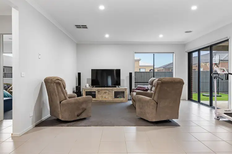 Fifth view of Homely house listing, 22 Crowther Drive, Lucas VIC 3350