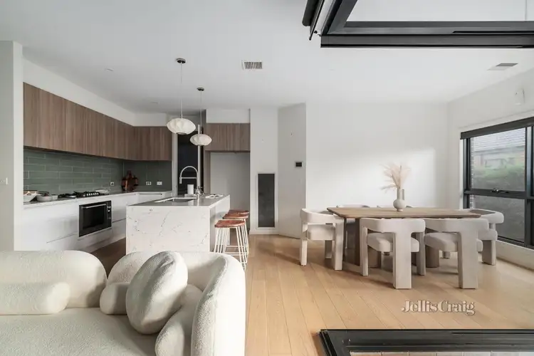 Fifth view of Homely house listing, 2/21 Livingstone Road, Eltham VIC 3095