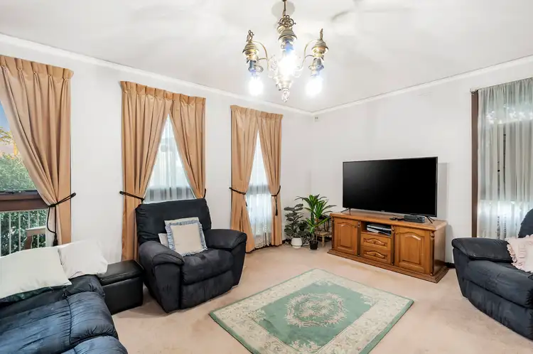 Second view of Homely house listing, 1 Jindalee Court, Bulleen VIC 3105