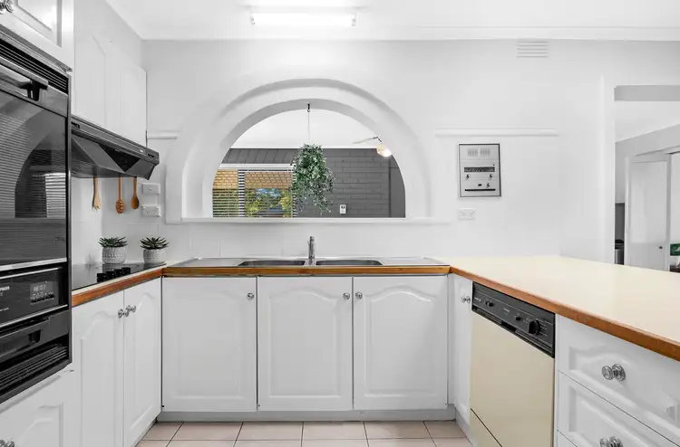 Fifth view of Homely house listing, 5 Libere Court, Doncaster VIC 3108