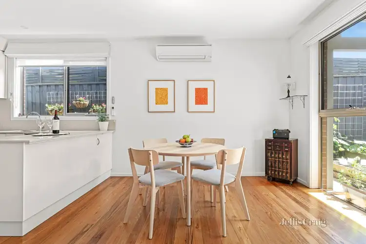 Sixth view of Homely unit listing, 2/63 Devon Street, Cheltenham VIC 3192