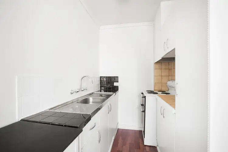 Third view of Homely apartment listing, 4/8 Robert Street, Elwood VIC 3184
