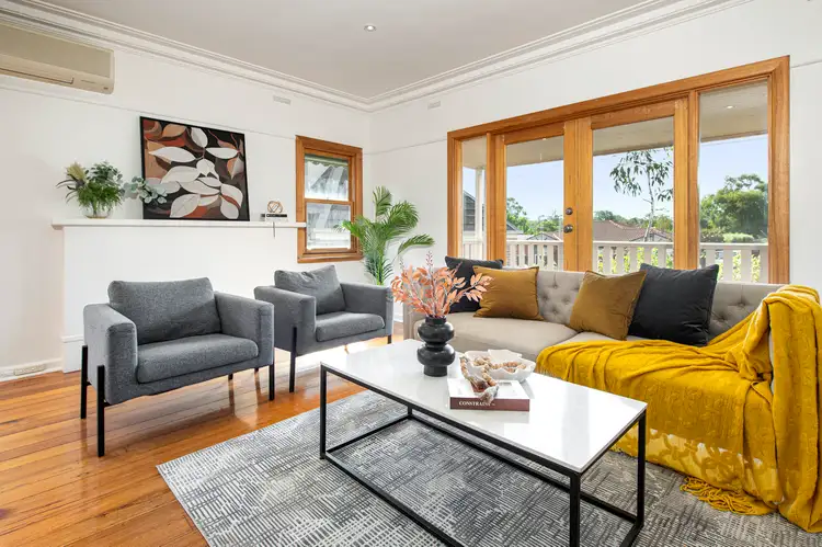 1/2 Norvel Street, Blackburn VIC 3130