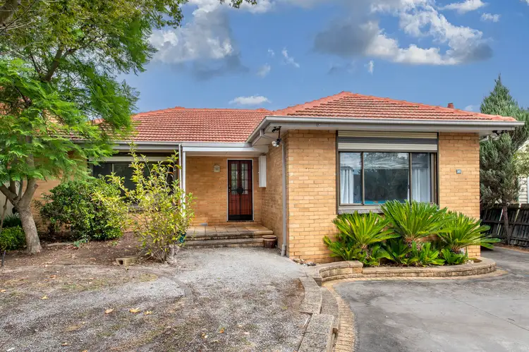 80 Whitehorse Road, Blackburn VIC 3130