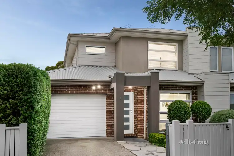2/142 Woods Street, Newport VIC 3015