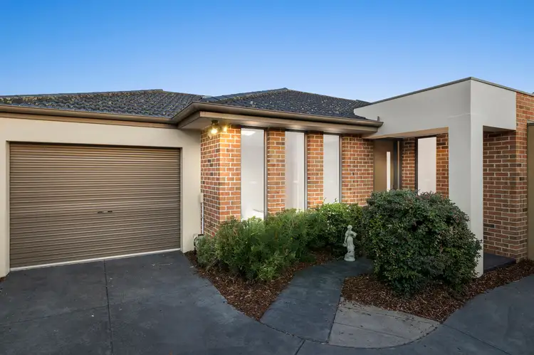 2/18 Cameron Avenue, Oakleigh South VIC 3167