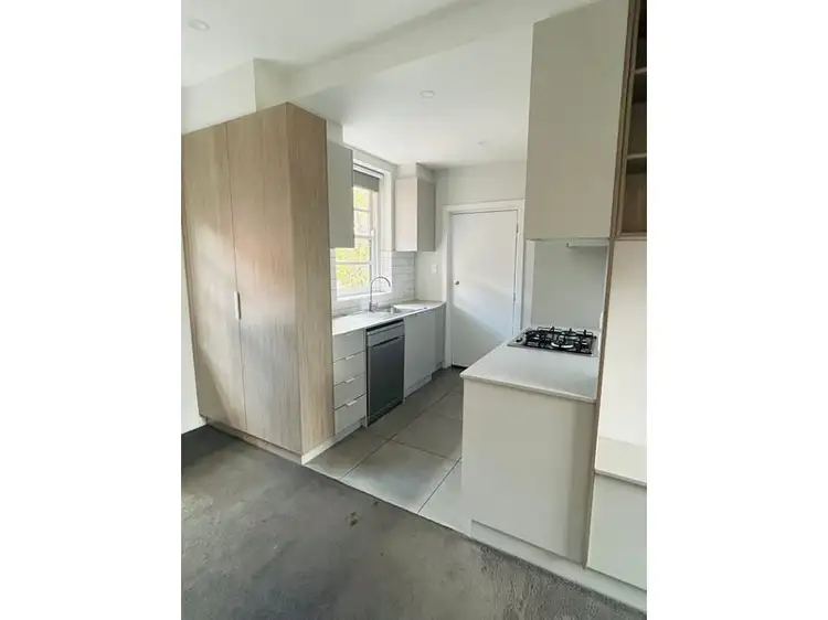 Third view of Homely unit listing, 2/21 Henry Street, Windsor VIC 3181