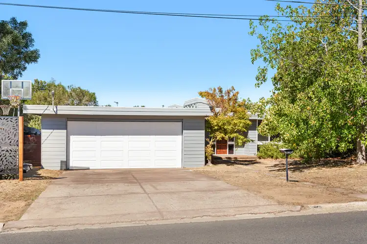 315 Tinworth Avenue, Mount Clear VIC 3350