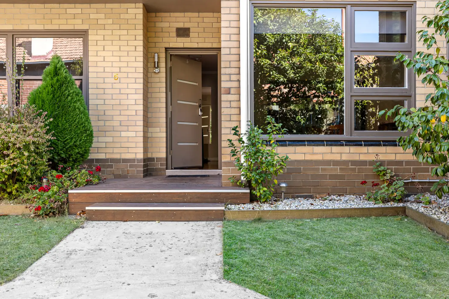 Main view of Homely unit listing, 5/128 Webster Street, Lake Wendouree VIC 3350