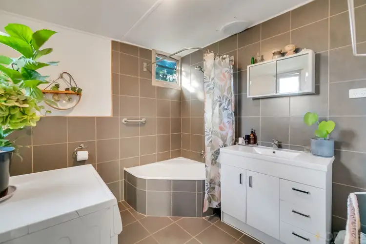 Fifth view of Homely unit listing, 13/165 Nepean Highway, Aspendale VIC 3195