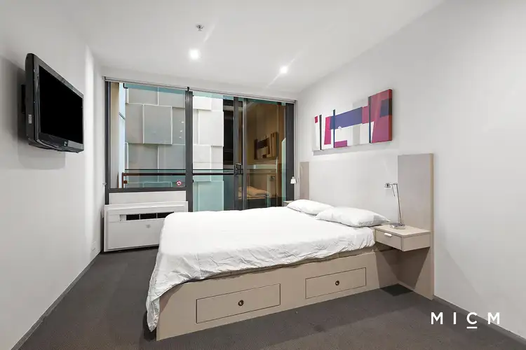 Third view of Homely apartment listing, 810/181 ABeckett Street, Melbourne VIC 3000
