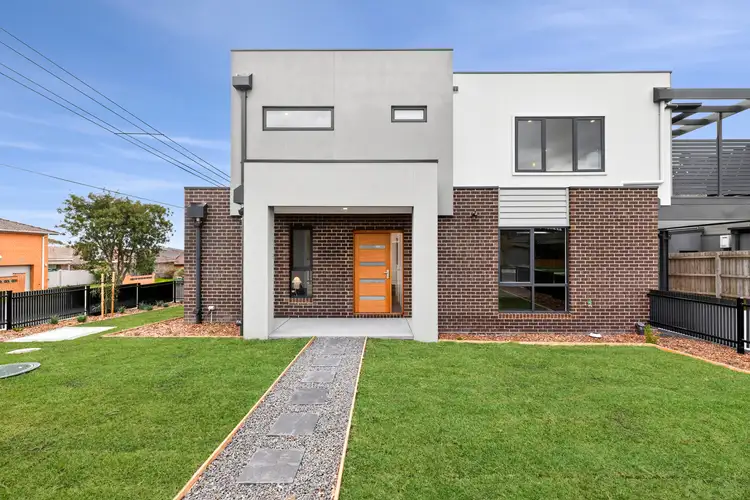 1 & 2/8 Mountain Gate Drive, Ferntree Gully VIC 3156