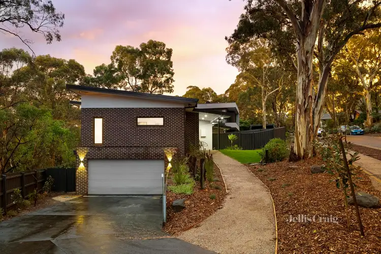 1 Carnon Street