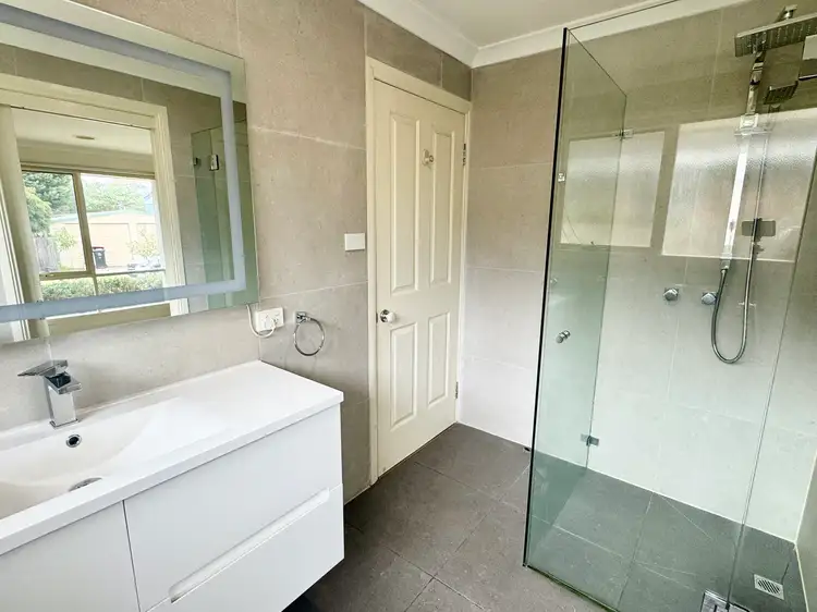 Fourth view of Homely unit listing, 10 Dickens Street, Heidelberg Heights VIC 3081