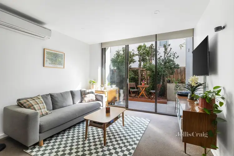 16-20 Warleigh Grove