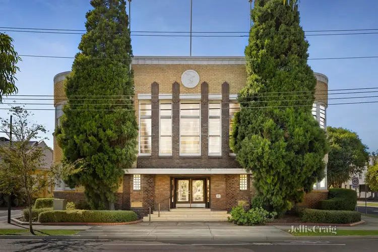 64 Cross Street