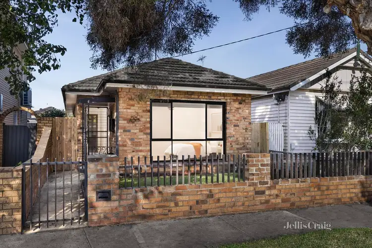 135 Summerhill Road, Footscray VIC 3011