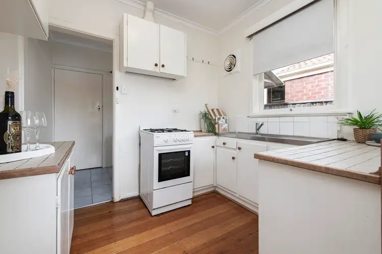 Fifth view of Homely house listing, 33 Ashmore Road, Forest Hill VIC 3131
