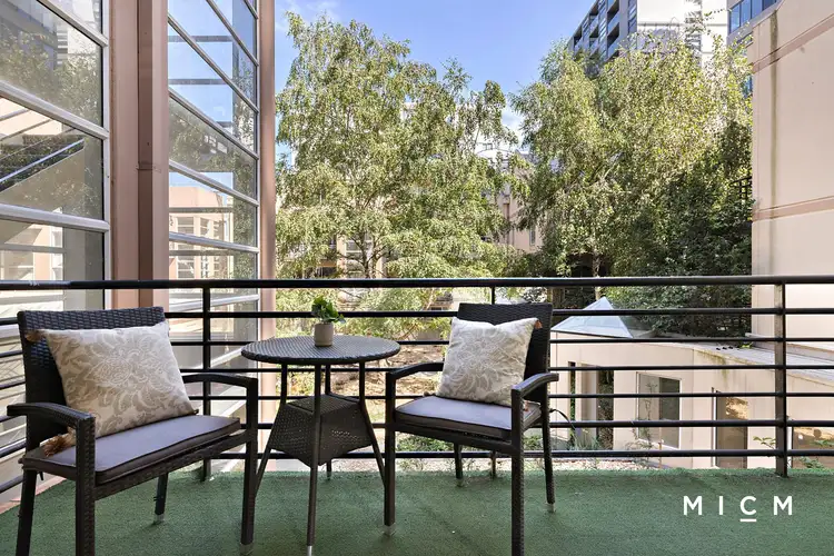 25/28 Jeffcott Street