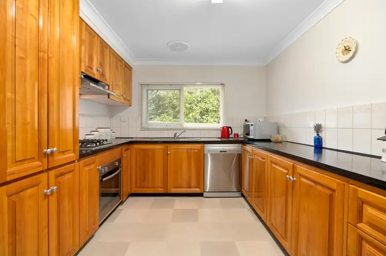 Sixth view of Homely house listing, 2/29 Kitchener Road, Croydon VIC 3136
