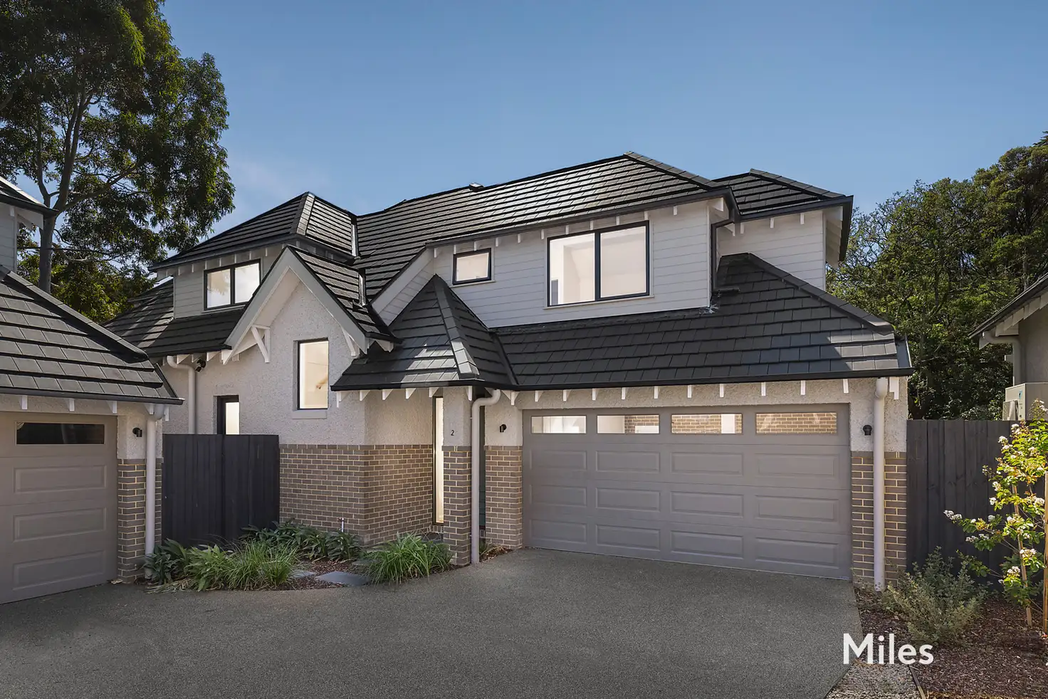 Main view of Homely townhouse listing, 2/372 Upper Heidelberg Road, Ivanhoe VIC 3079