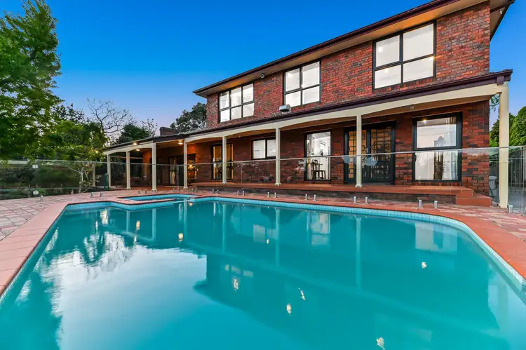 27 Belvedere Avenue, Wheelers Hill VIC 3150