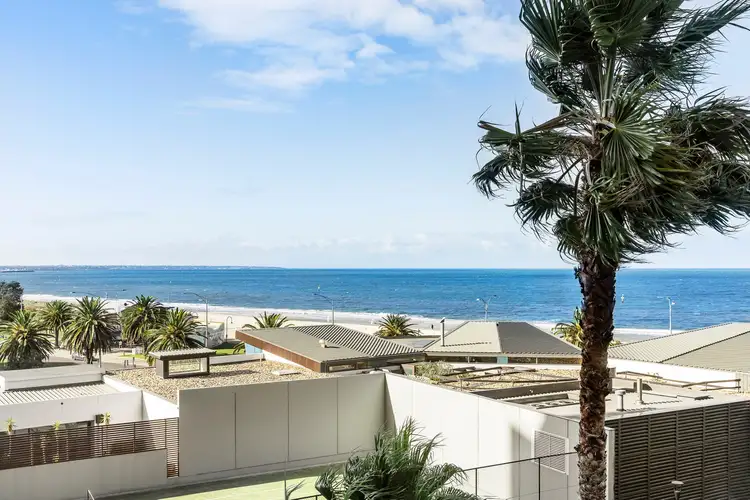 56/2 Esplanade West, Port Melbourne VIC 3207