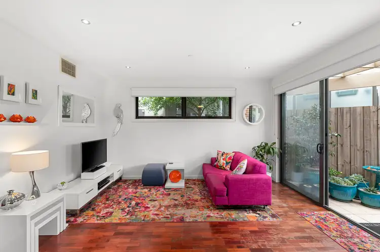25/107 Whittens Lane, Doncaster VIC 3108