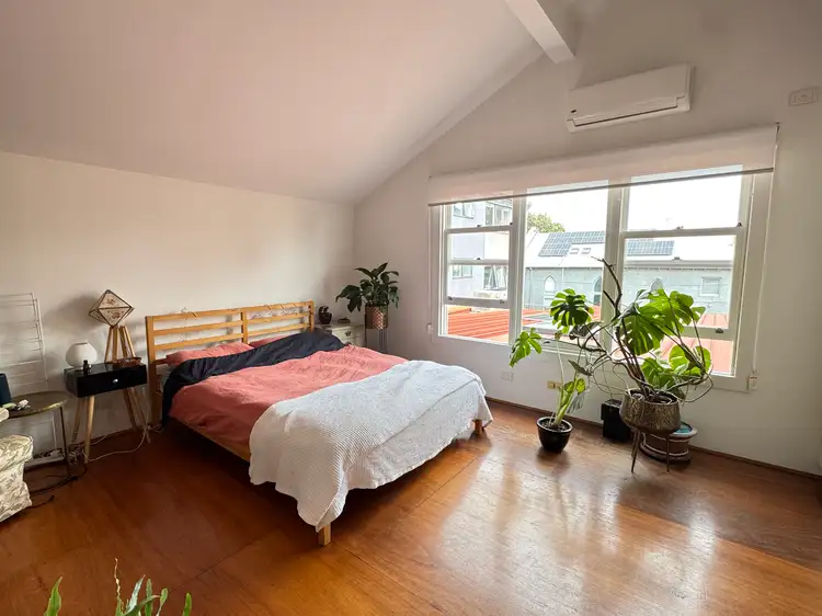 2/111 Chapel Street, St Kilda VIC 3182