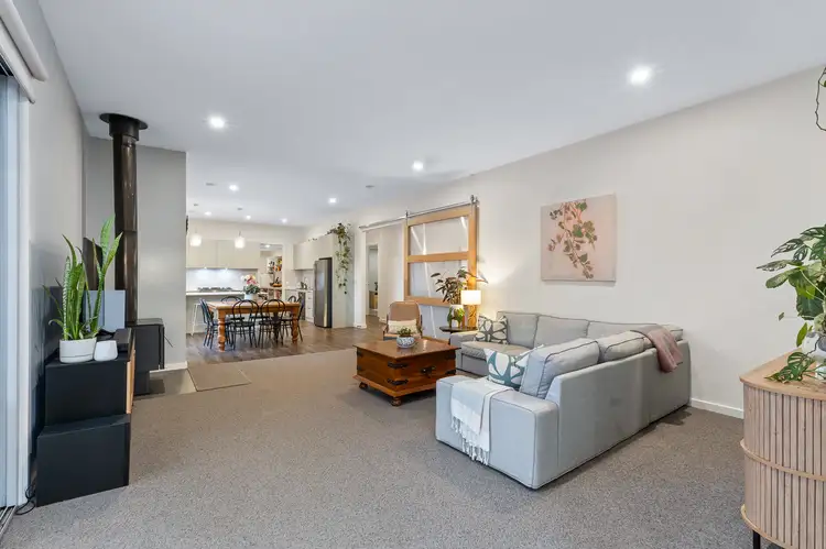 Fifth view of Homely house listing, 2 Armagh Street, Alfredton VIC 3350