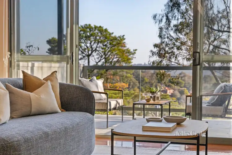 Fifth view of Homely house listing, 2/93 Arthur Street, Eltham VIC 3095