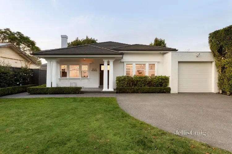 11 Kingsley Parade, Carnegie VIC 3163