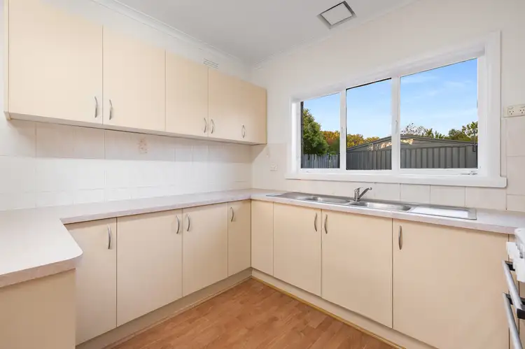 Fourth view of Homely house listing, 10 Dundee Avenue, Chadstone VIC 3148